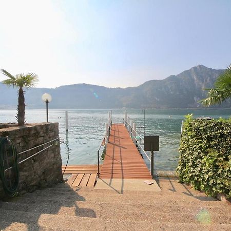 Luganersee, Pool, Strand, Parkplatz, Suite Bissone Zewnętrze zdjęcie
